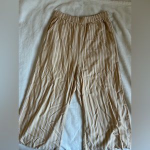 American Eagle Stripped Flowy Pants